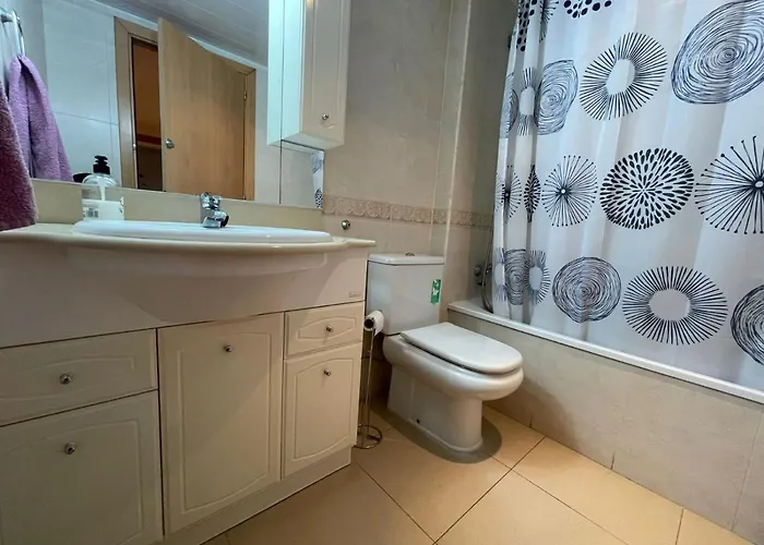 Апартаменты 70m2 2bedrooms 25m2terrace, 4pools, 3min