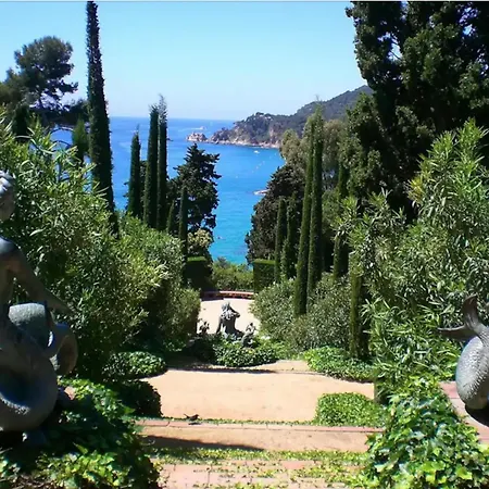 70m2 2bedrooms 25m2terrace, 4pools, 3min Appartement *