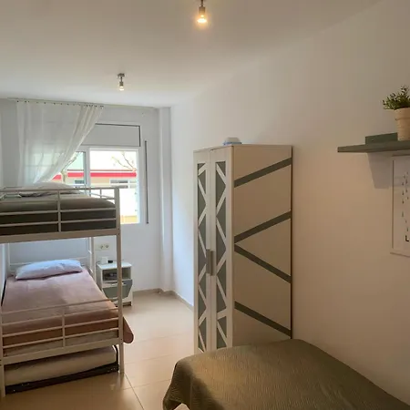 70m2 2bedrooms 25m2terrace, 4pools, 3min Apartment