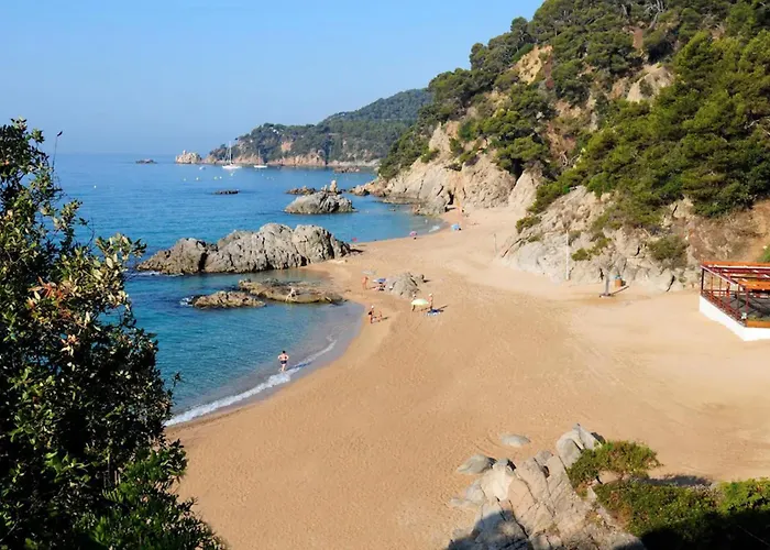 70m2 2bedrooms 25m2terrace, 4pools, 3min Appartement *