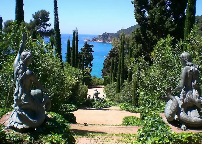 70m2 2bedrooms 25m2terrace, 4pools, 3min Appartement *