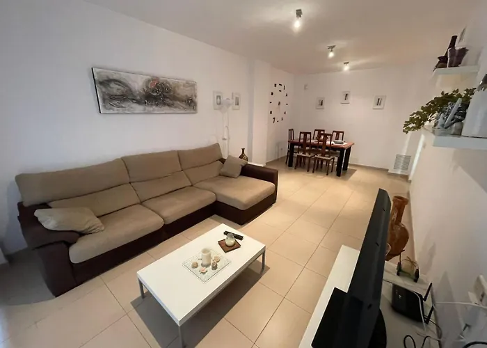 Lägenhet 70m2 2bedrooms 25m2terrace, 4pools, 3min *